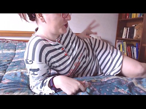 ❤️ Nimm diesen großen schwarzen Schwanz in deinen Mund kleine Sklavin ❤️ Porno fb bei uns